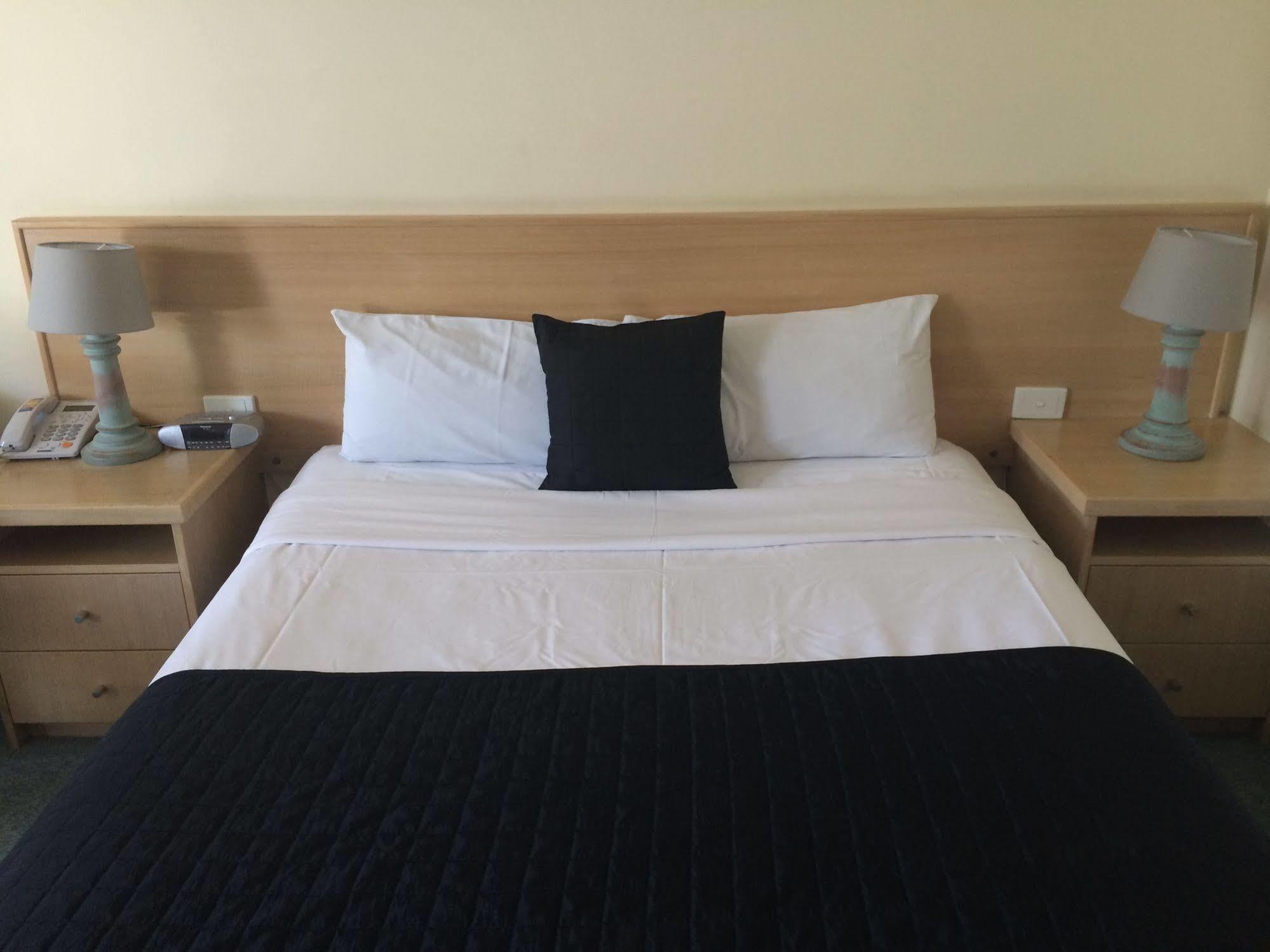 Sandown Heritage Motel Noble Park Bagian luar foto